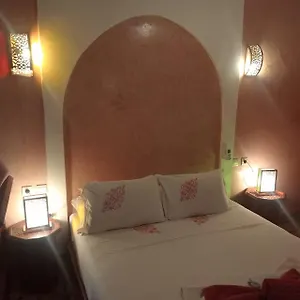  Holiday home Rose Eternelle